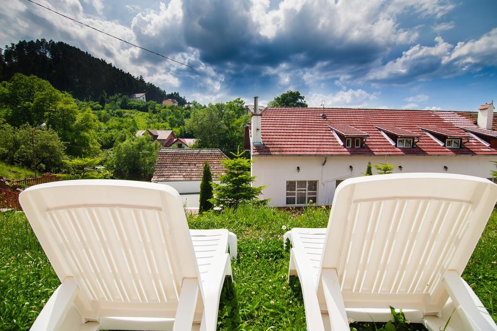 Pensiunea Tinelu Brasov Сэчеле Экстерьер фото